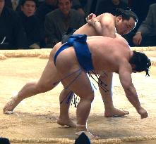 Asashoryu wins in spring sumo tourney